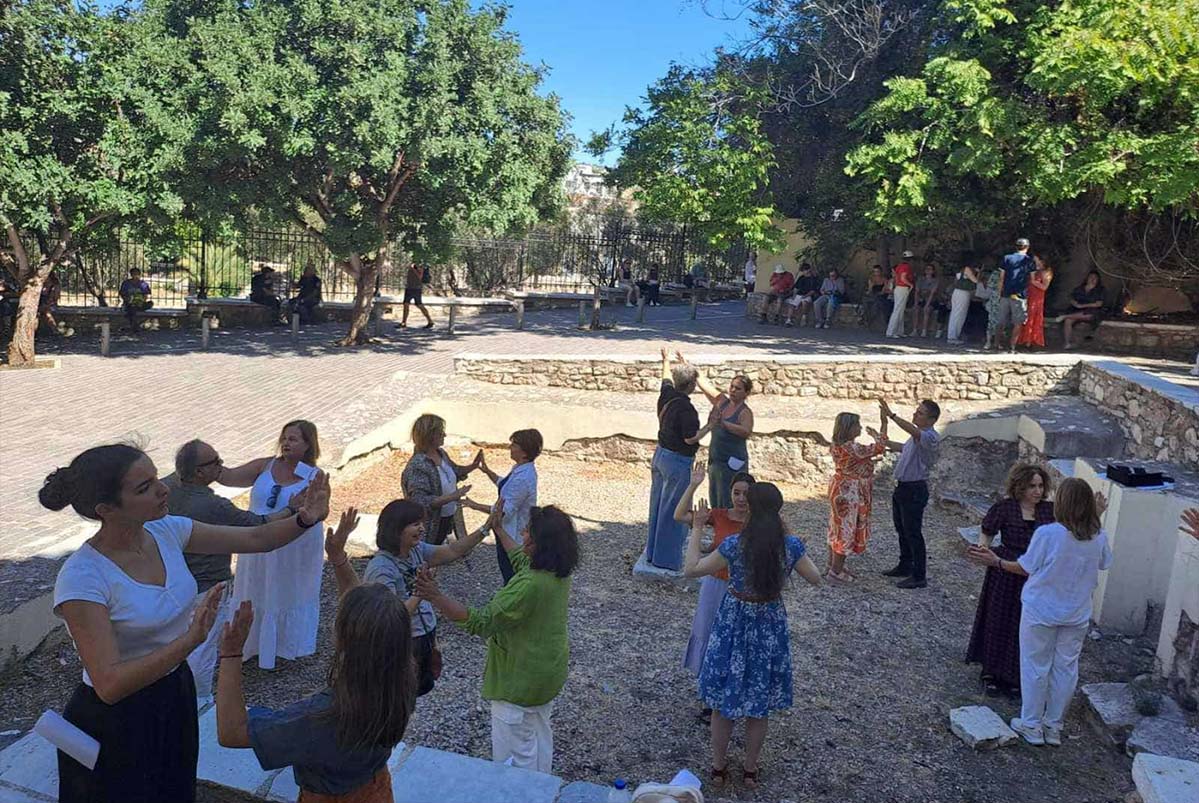 Δημοτικό Τραγούδι & Performance στο κέντρο της Αθήνας
