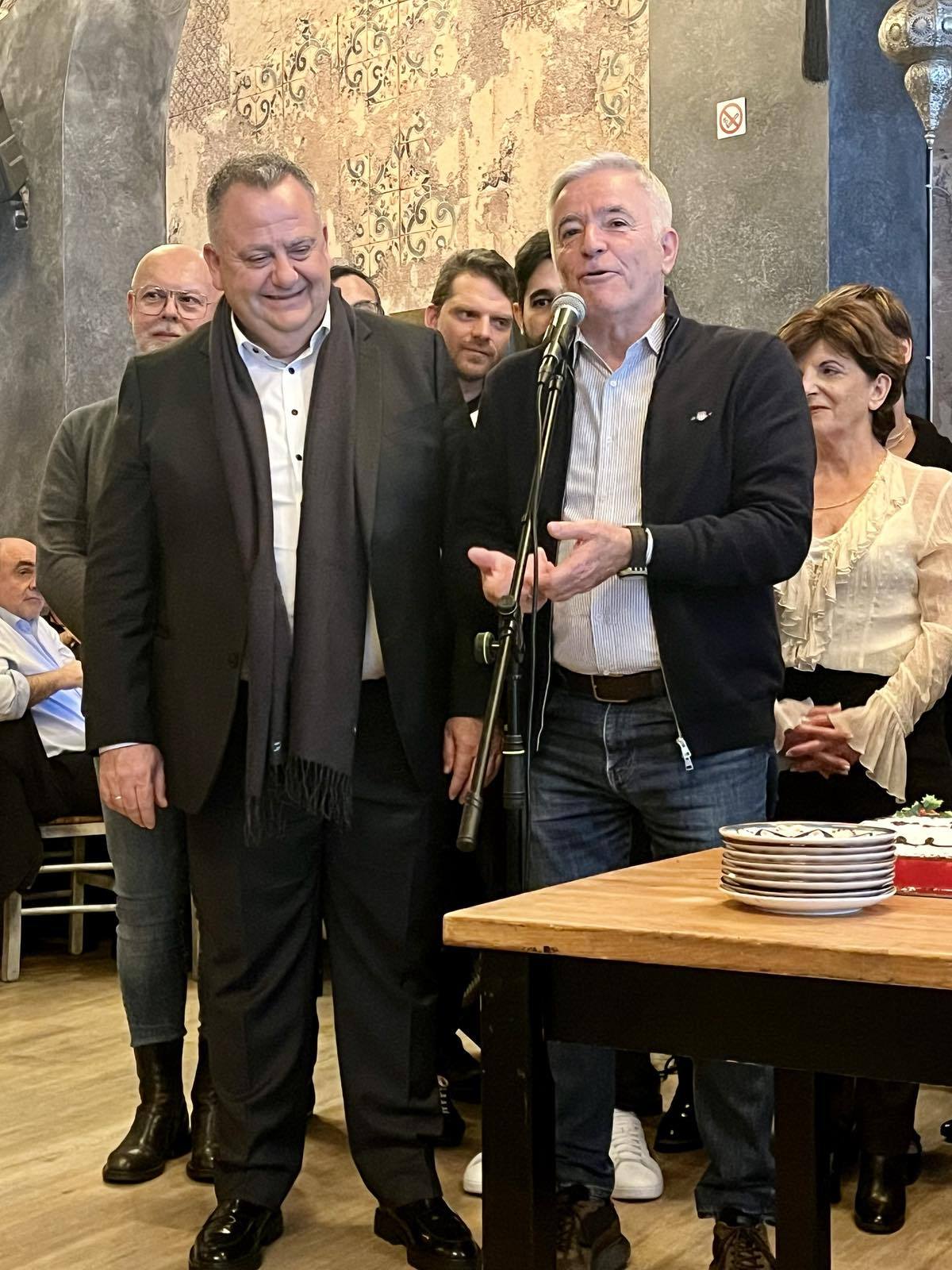 Για του 2025 το φλουρί!