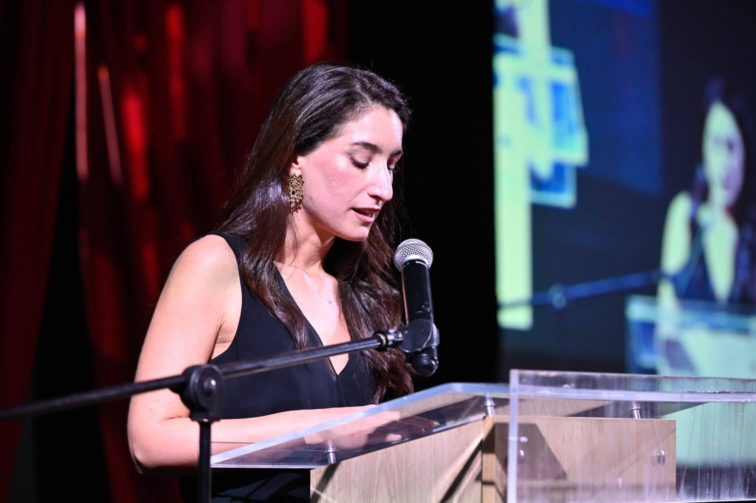 Επίδειξη Υψηλής Ραπτικής από το Λύκειο των Ελληνίδων Παιανίας