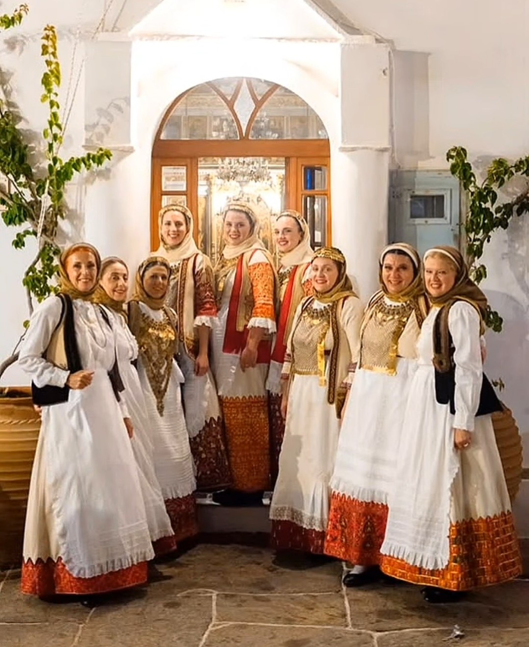 Το Λύκειο Ελληνίδων Παιανίας στη Σίφνο